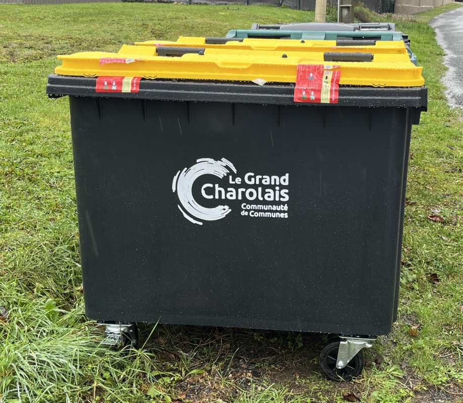 conteneur jaune poubelles 